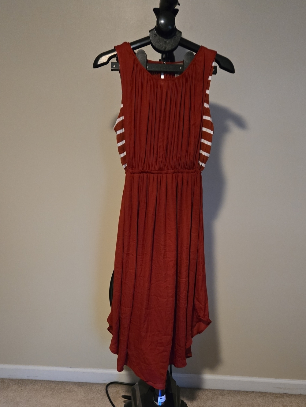 dolan Rust Red Pleated Sleeveless Dress